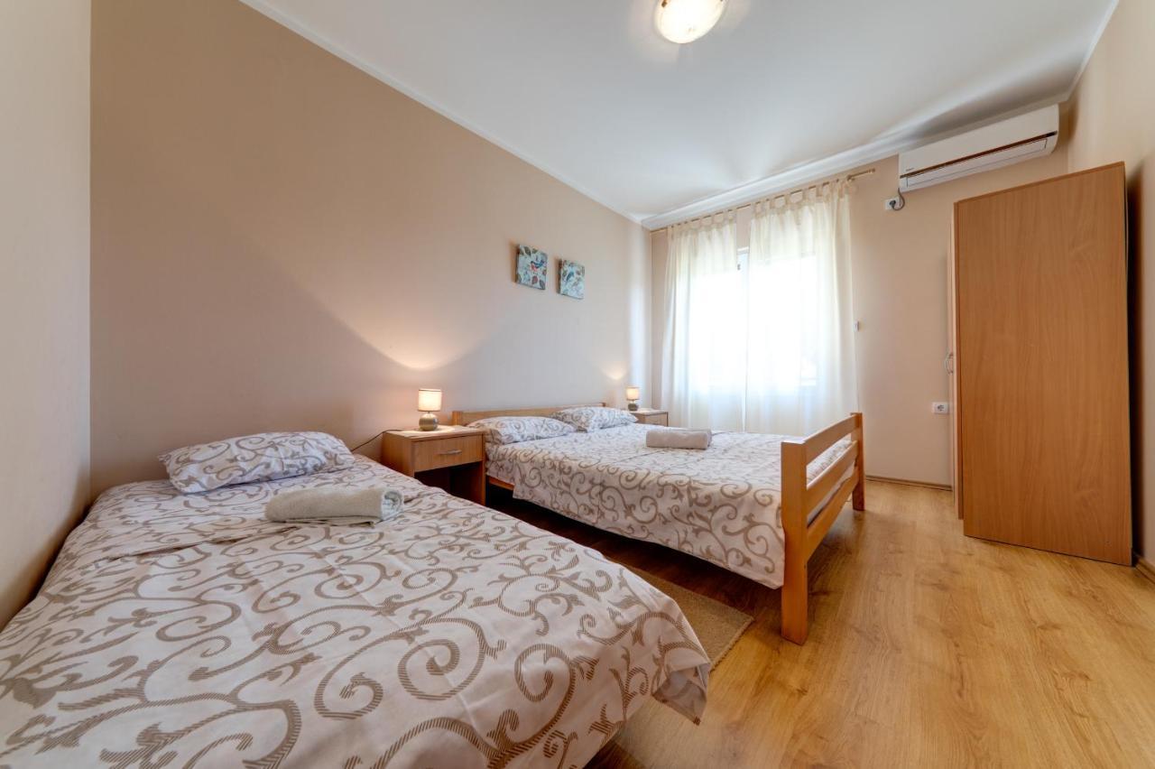 Apartments Pelle Τίβατ Εξωτερικό φωτογραφία