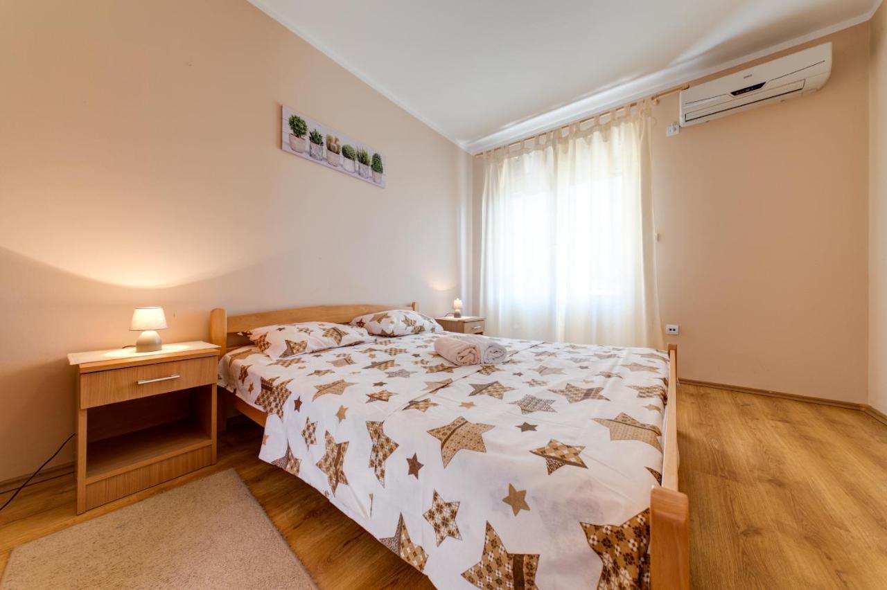 Apartments Pelle Τίβατ Εξωτερικό φωτογραφία